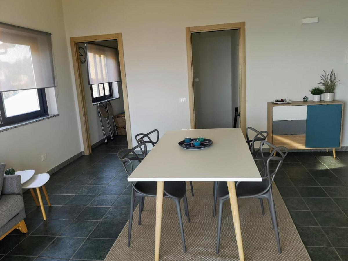 הוילה סנטה לוצ'יה Casa Con Terrazza Fronte Mare מראה חיצוני תמונה
